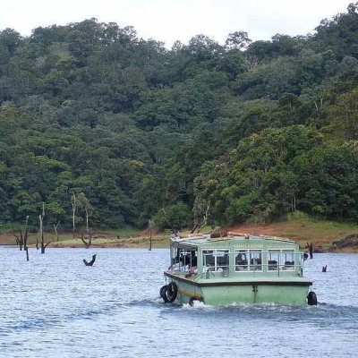 Cochin to Thekkady & Alleppey