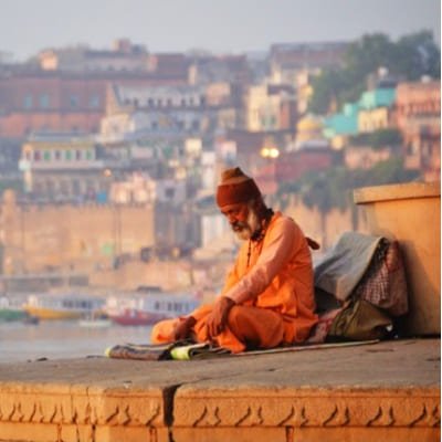 Spiritual and Heritage Discovery Tour to Varanasi and Agra