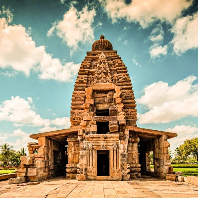 Golden Triangle Plus Varanasi, Hyderabad Region Temples & Mumbai