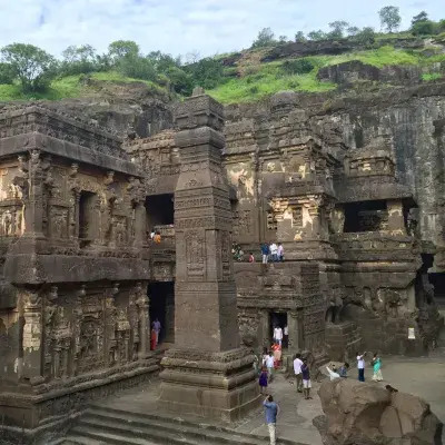 The Best of Ellora & Aurangabad in One Day