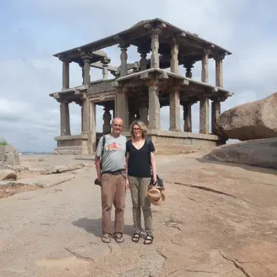 Grand Imperial Monuments & Beach Retreat 