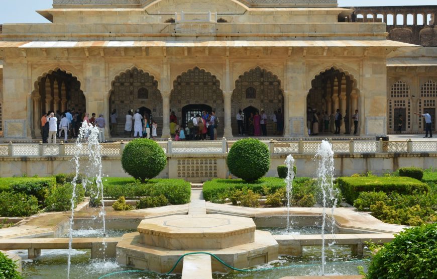 Mumbai, Rajasthan & Taj