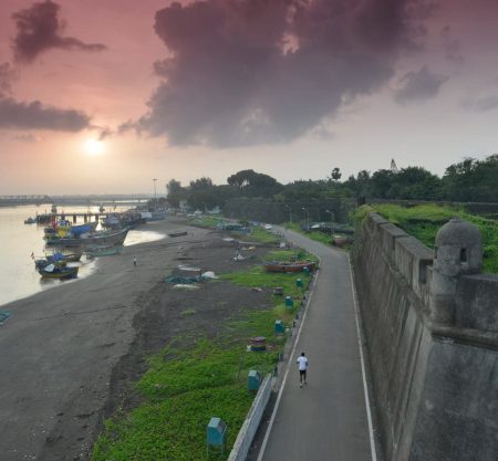 Daman Delights: A Day of History and Coastal Tranquility